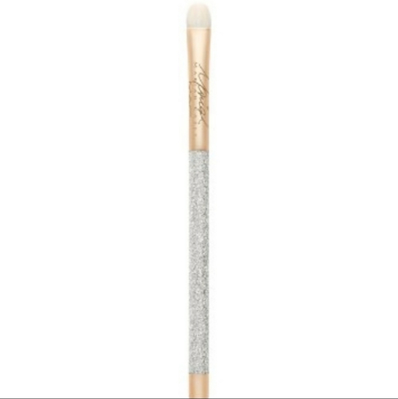 MAC Mariah Carey 239 Eye Shader Brush - Picture 12 of 13